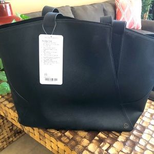 Lululemon All Day Tote + Zip Clutch, Black, Large, NWT!